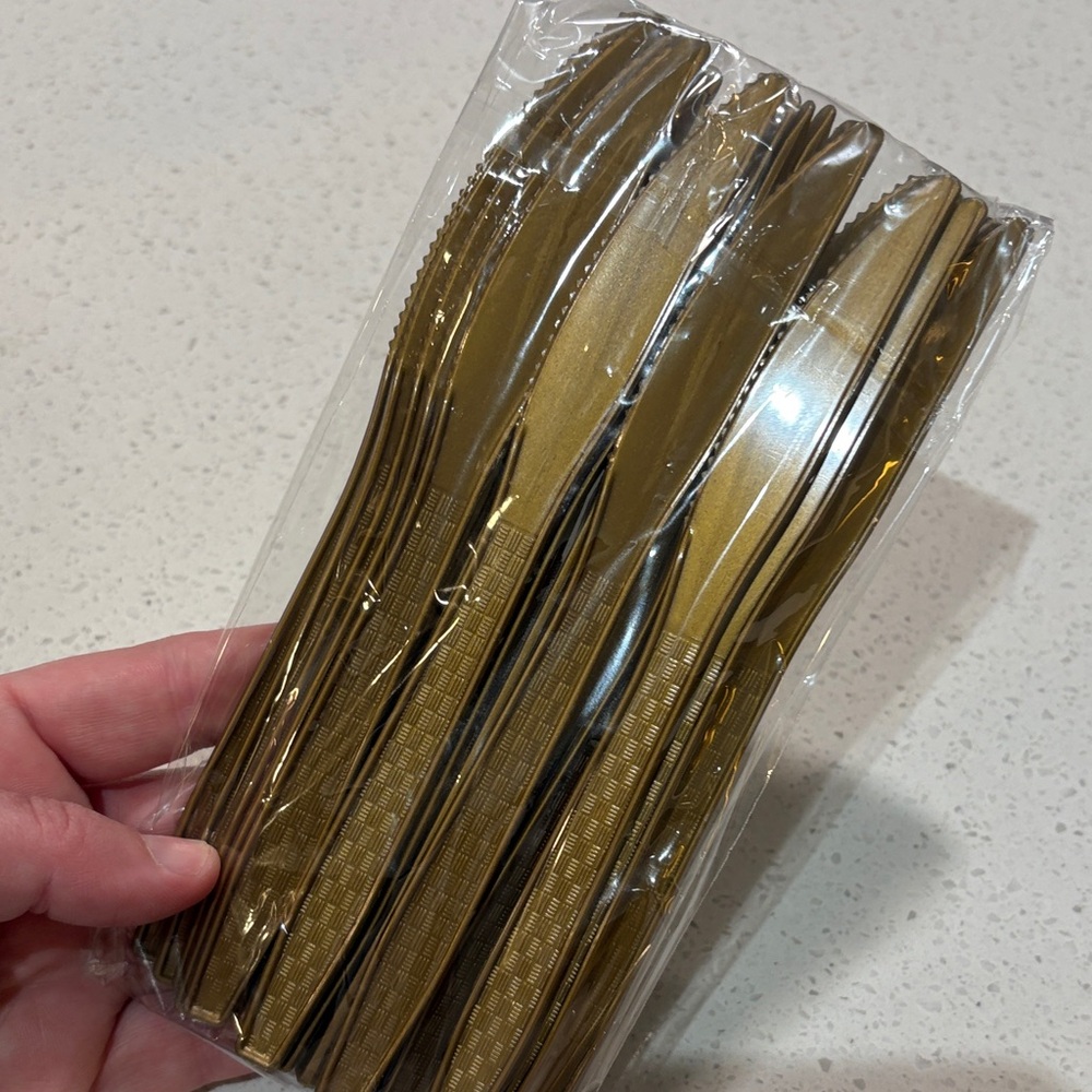 25 of each Wizard Party Supplies Set - Brown and Gold - Picture 7 of 8